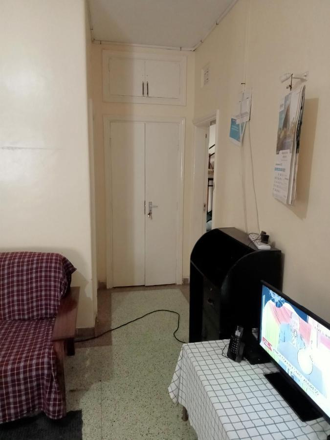 Pinkroses Gardens Hostel Nairobi Bagian luar foto